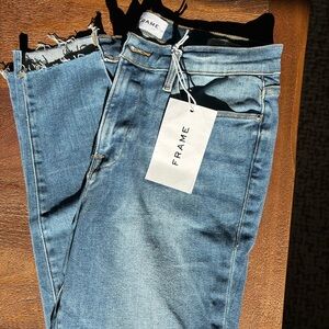 NWT Frame Denim Le High Skinny Jeans in Light Blue